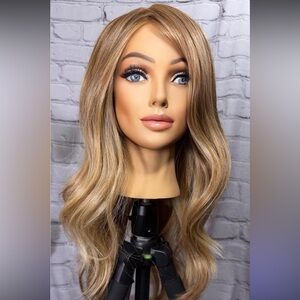 Rachel Welch Statement Style in Honey Ginger (RL 14/25), 100% hand tied